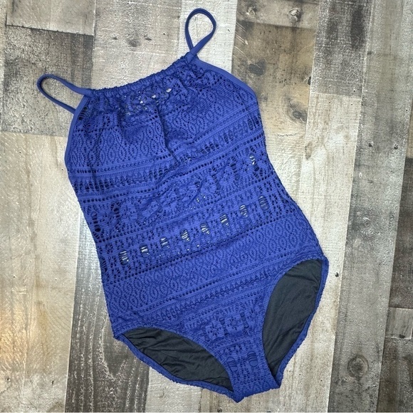 NWT Aqua Green High Neck Blue Crochet One Piece Swimsuit size Medium - Picture 1 of 16